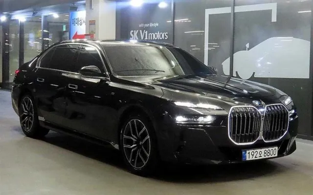 G70슈팅브레이크 중고차 7시리즈 (G70) 740i sDrive M 스포츠 매물 사진 6 - 2023/08 66,005km